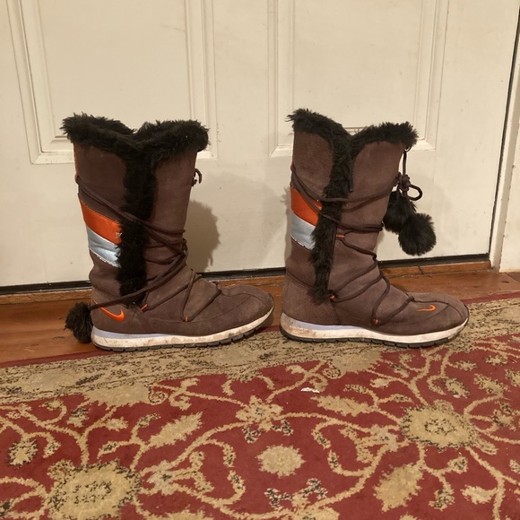 Nike Suede Tall Winter Boots Lace and Zip Sz 8 - Picture 8 of 10